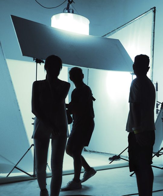 AMAZING Natural Light Portraits in a Garage?